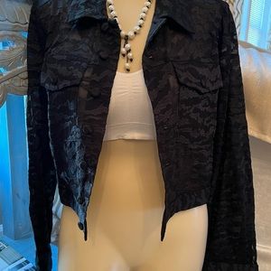 NWT Good American black lace light weight jacket. Closet staple size 2
